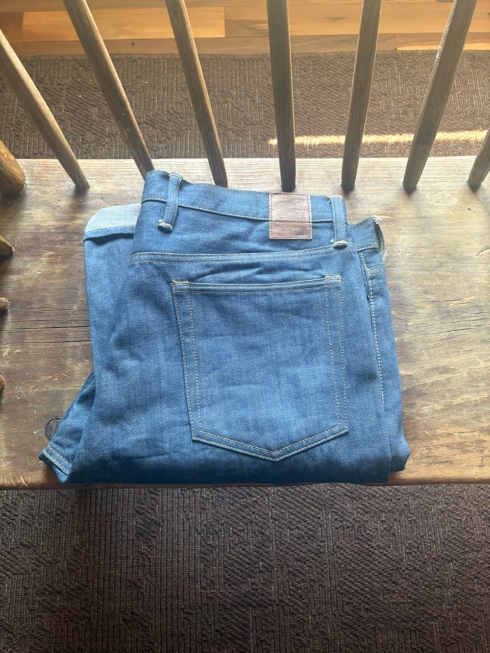 GAP Men’s Slim Straight Jeans in Blue